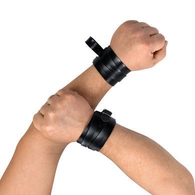 Чоловічі шкіряні наручники Art of Sex - Man Handcuffs Speedway L-2XL, колір чорний SO9999 фото